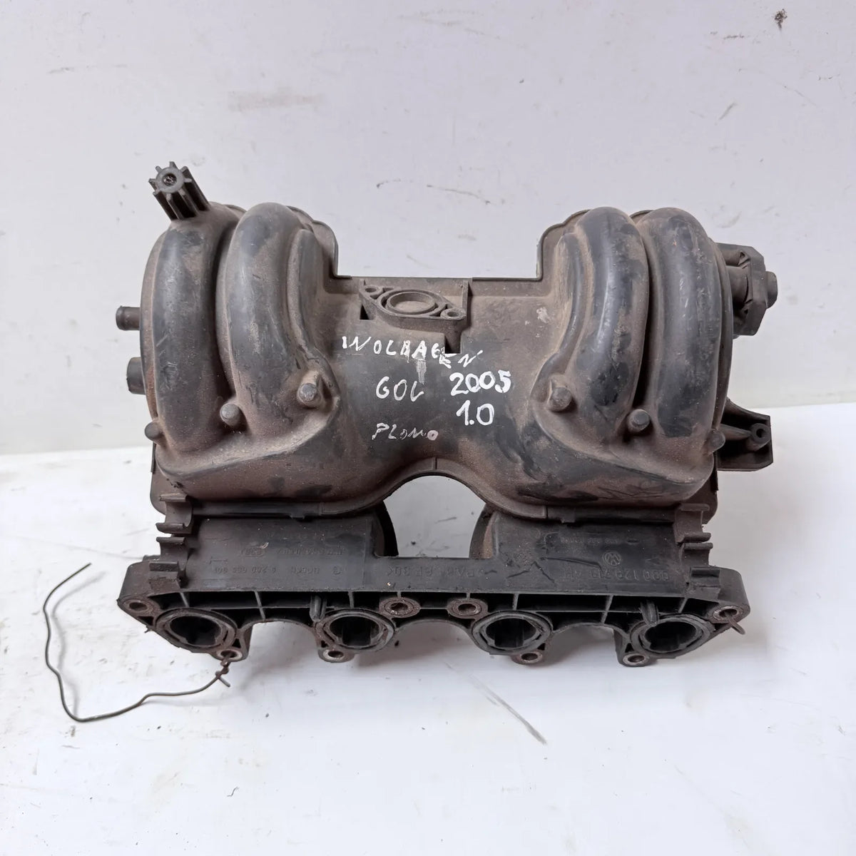 MULTIPLE DE ADMISION Volkswagen Gol 2005 - 1.0 4x2 Bencina Mecánico