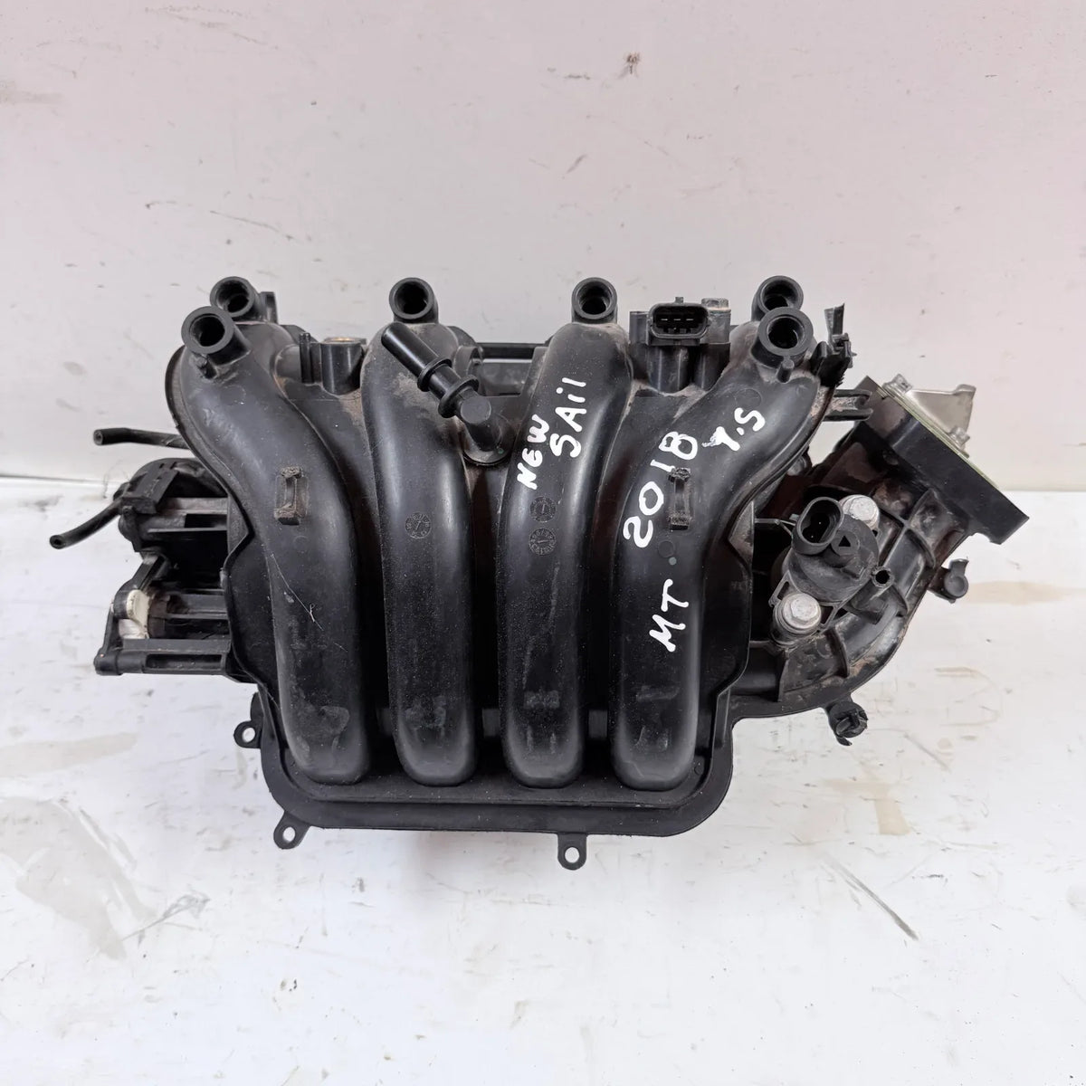 MULTIPLE DE ADMISION Chevrolet sail 2018 - 1.5 4x2 Bencina Mecánico
