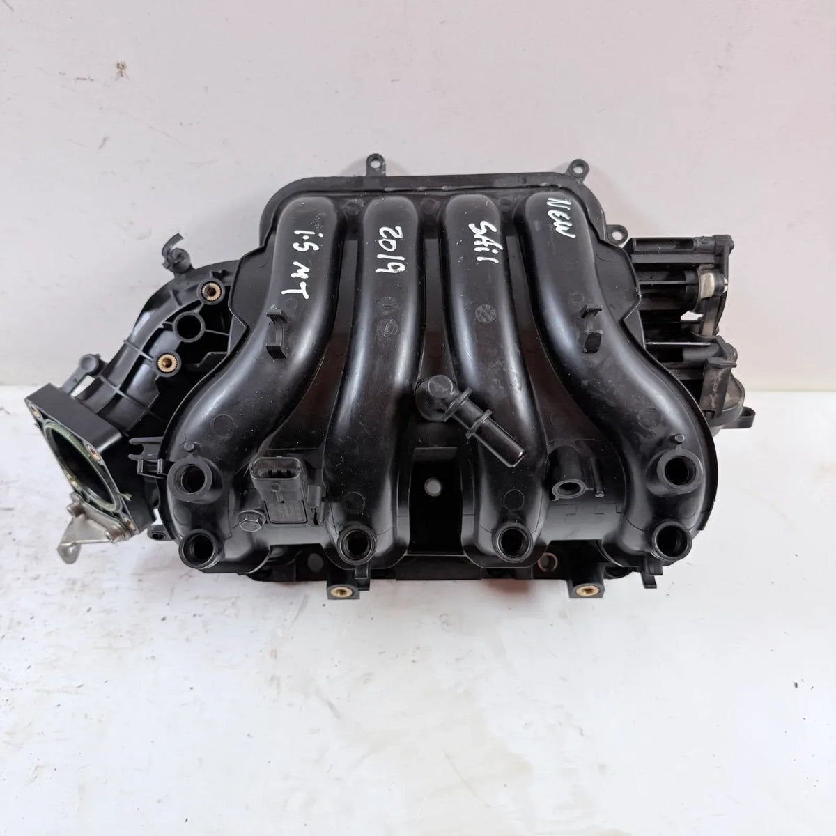 MULTIPLE DE ADMISION Chevrolet sail 2019 - 1.5 4x2 Bencina Mecánico