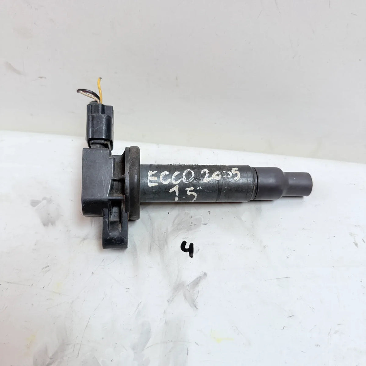 BOBINA Toyota Yaris Ecco 2005 - 1.5 4x2 Bencina Mecánico