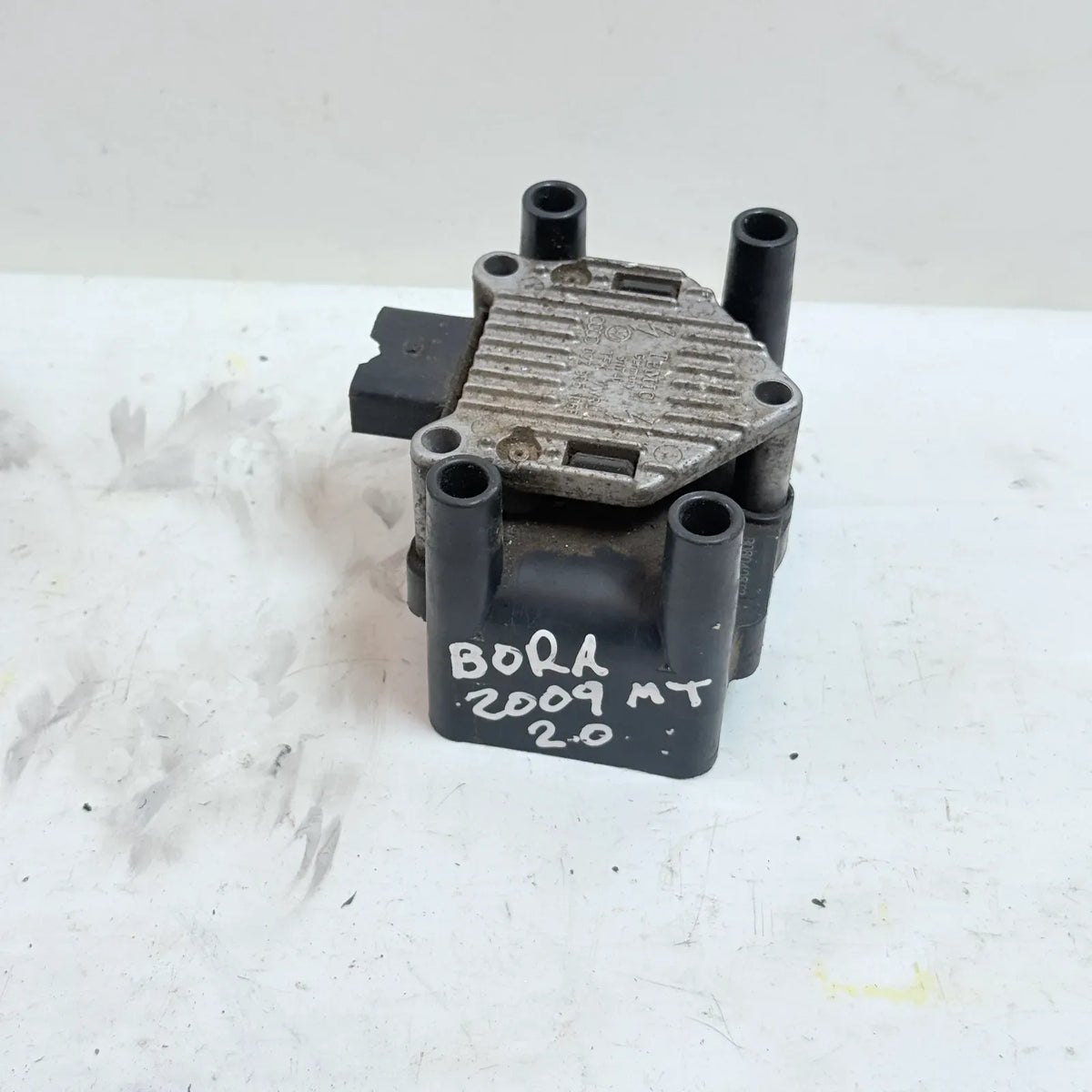 BOBINA Volkswagen Bora 2009 - 2.0 4x2 Bencina Mecánico