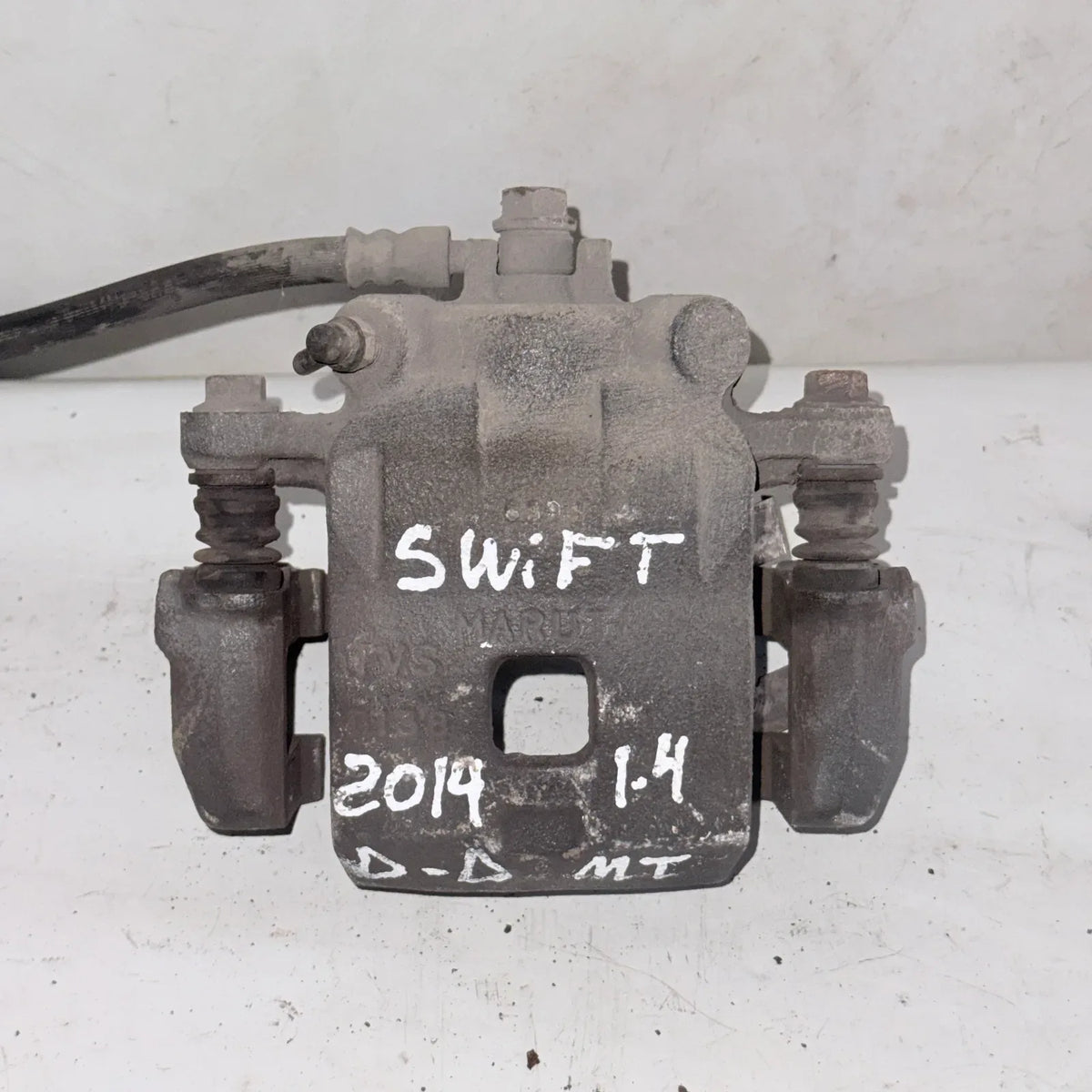CALIPER DEL-DER Suzuki Swift 2014 - 1.4 4x2 Bencina Mecánico
