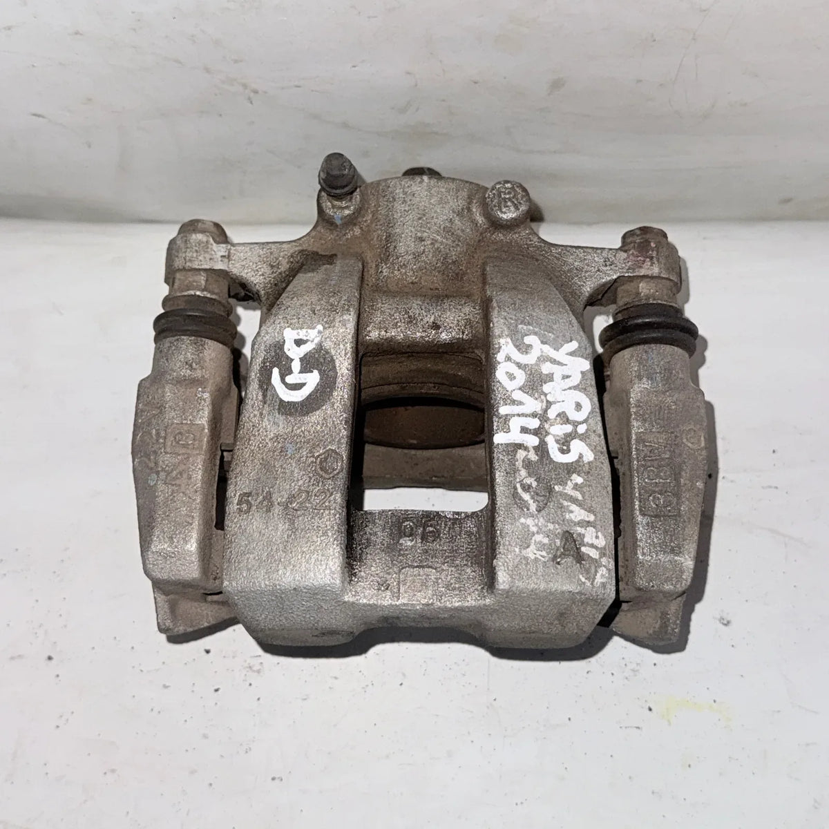CALIPER DEL-DER Toyota Yaris 2014 - 1.5 4x2 Bencina Mecánico