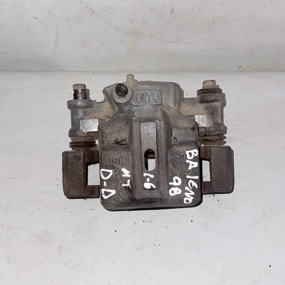 CALIPER DEL-DER Suzuki Baleno 1998 - 1.6 4x2 Bencina Mecánico