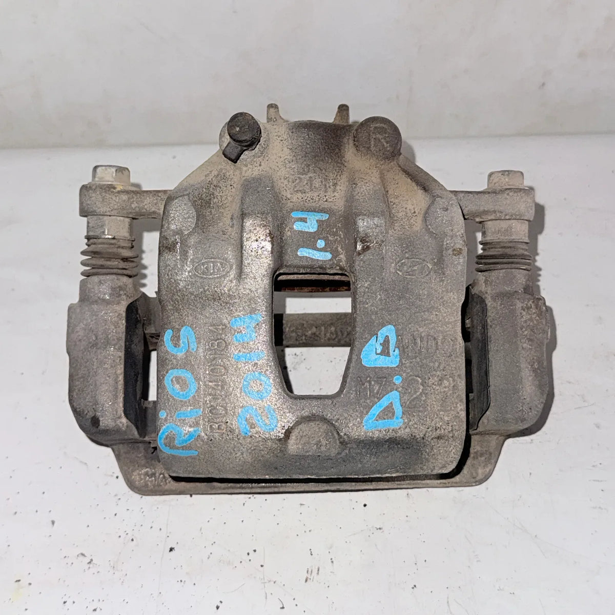 CALIPER DEL-DER Kia RIO 5 2014 - 1.4 4x2 Bencina Mecánico