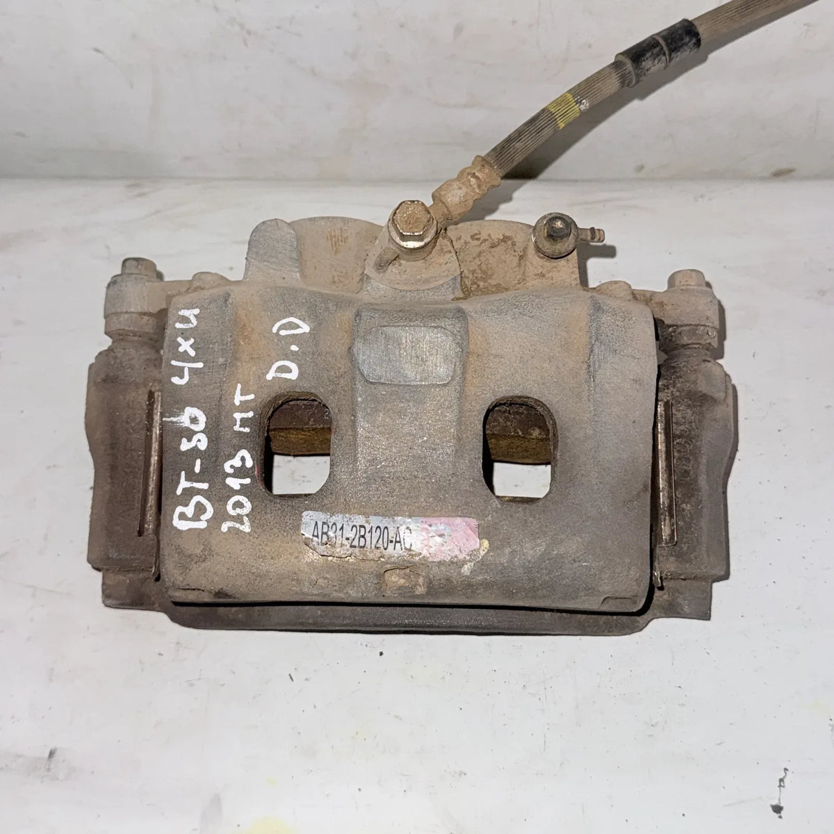 CALIPER DEL-DER Mazda Bt50 2013 - 2.2 4x4 Bencina Mecánico