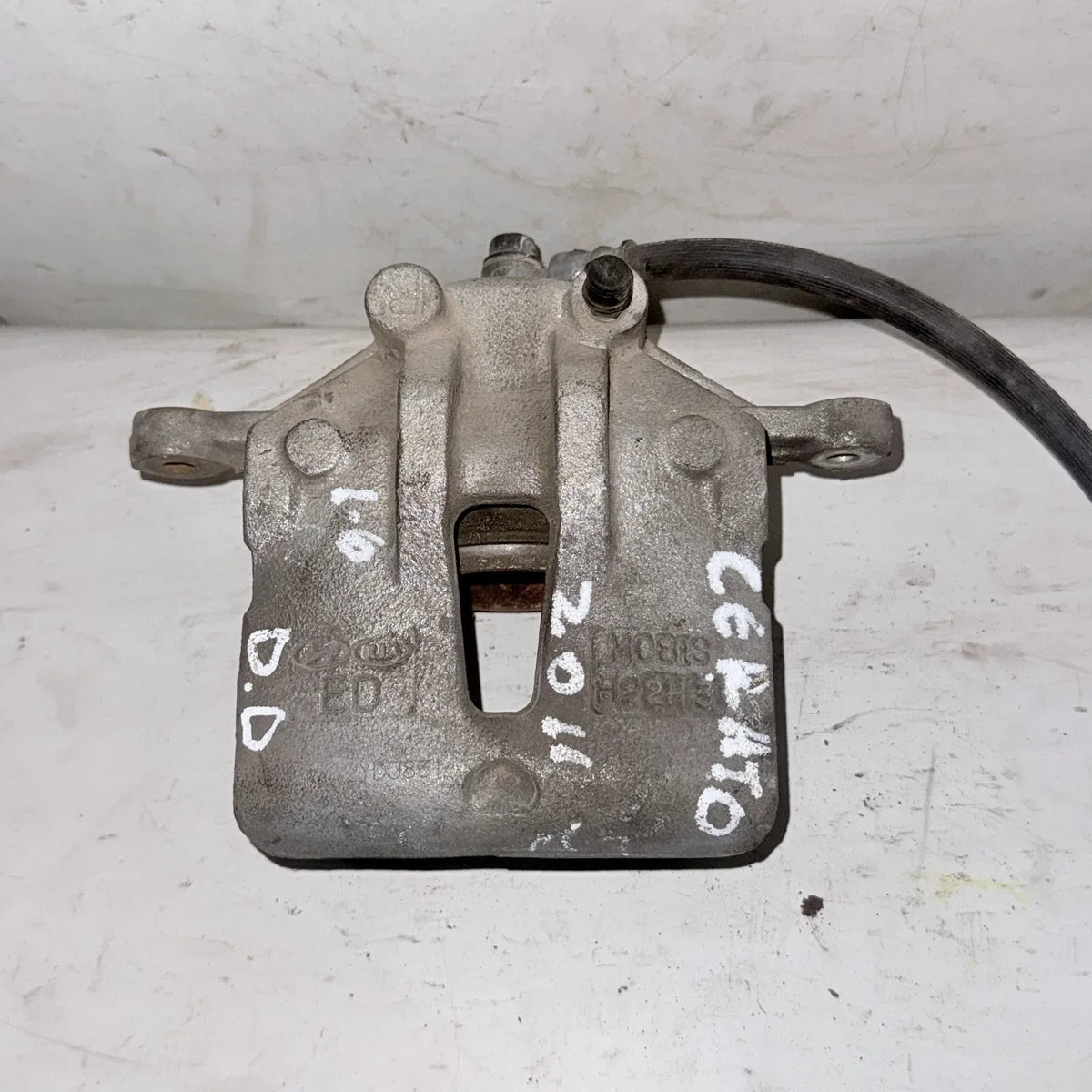 CALIPER DEL-DER Kia Cerato 2011 - 1.6 4x2 Bencina Mecánico