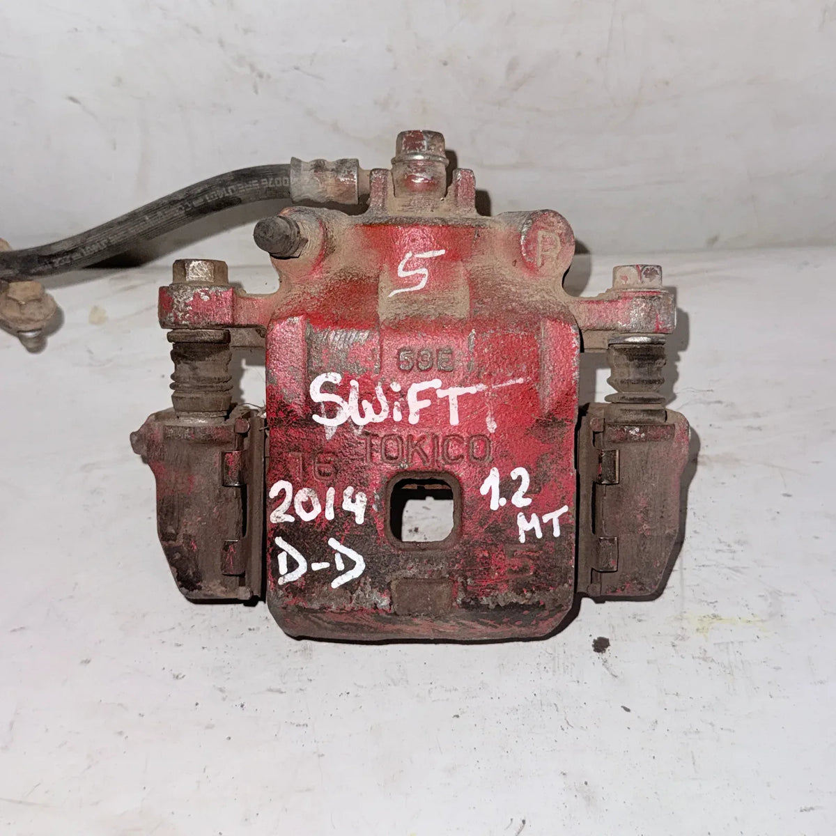 CALIPER DEL-DER Suzuki Swift 2014 - 1.2 4x2 Bencina Mecánico