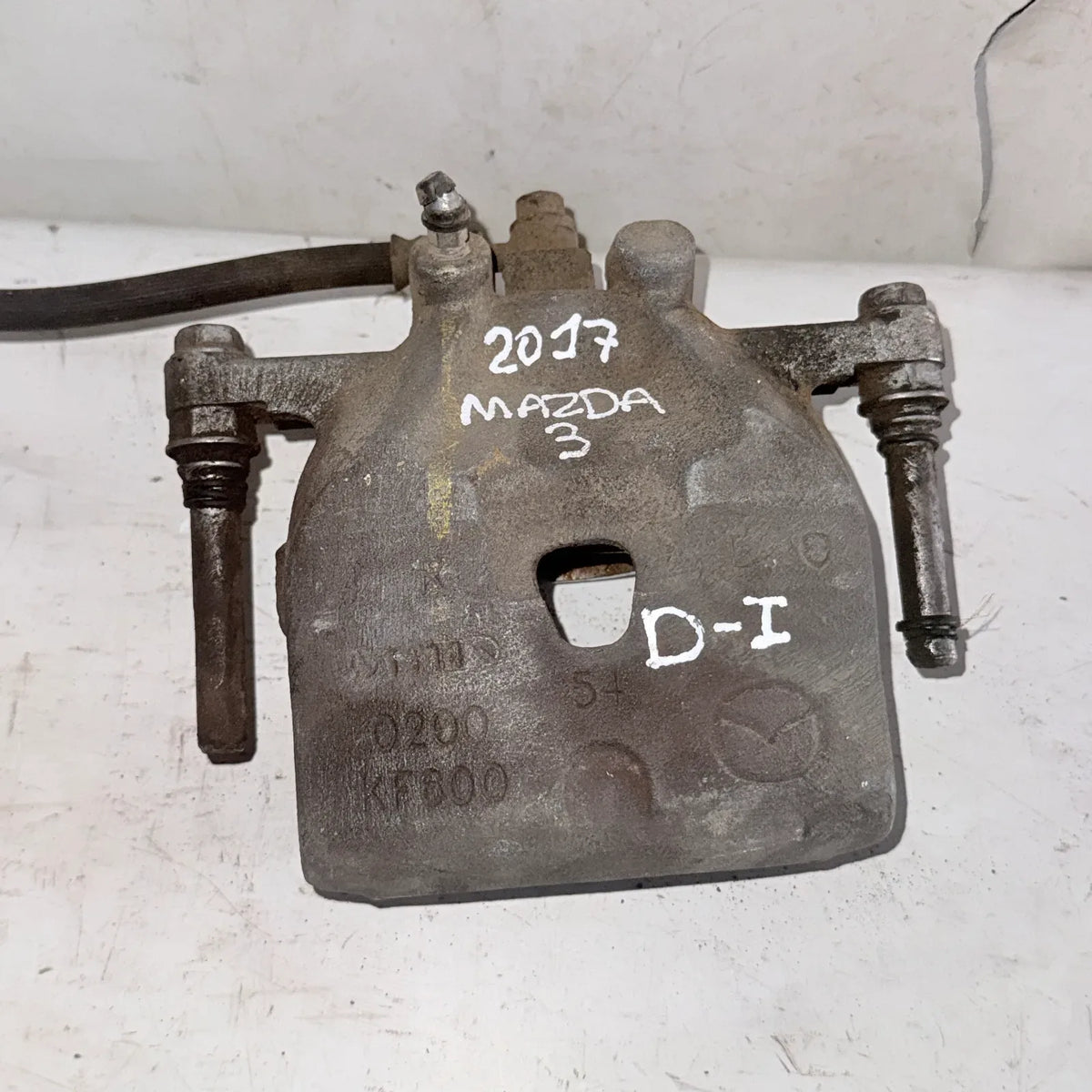 CALIPER DEL-IZQ Mazda 3 2017 - 2.0 4x2 Bencina Mecánico