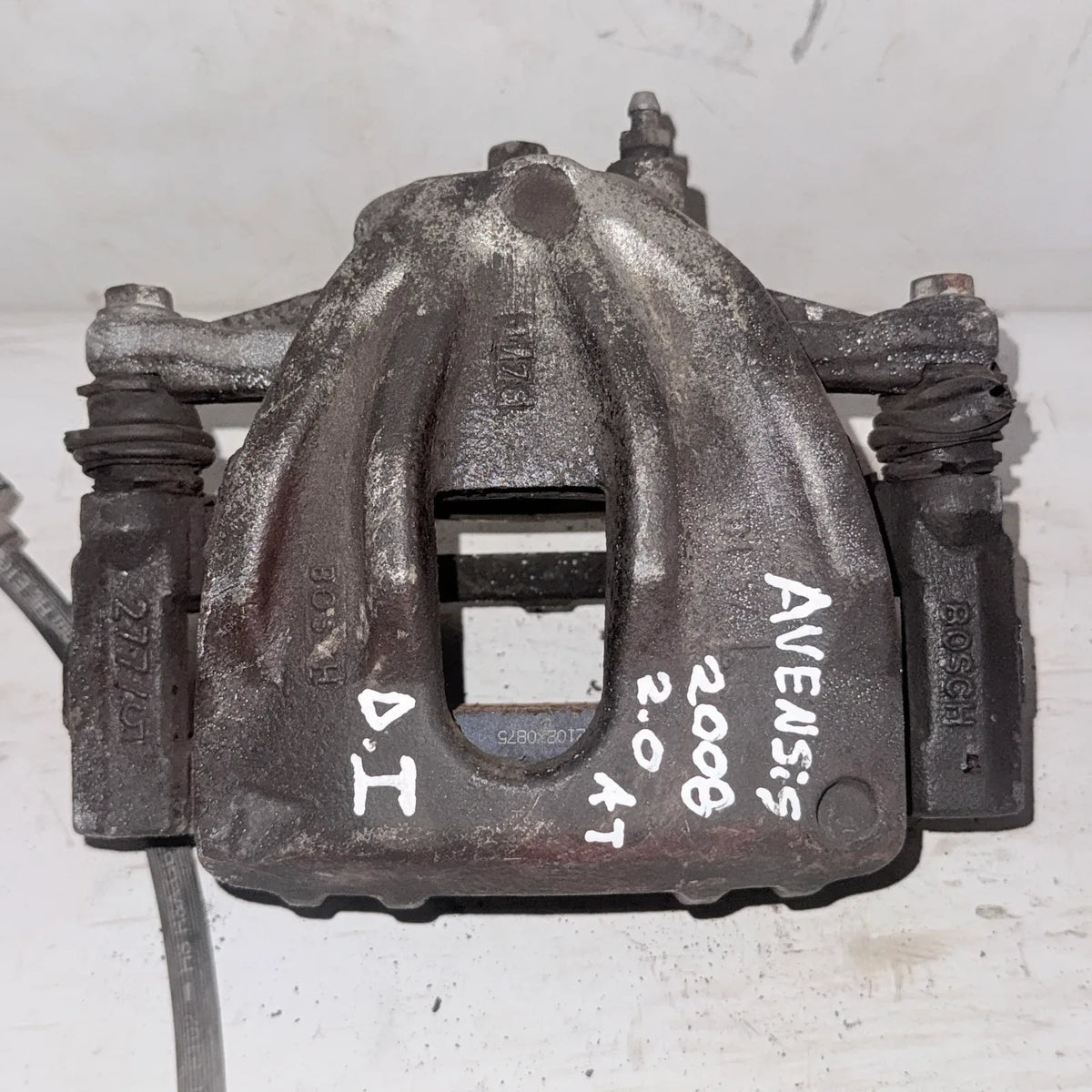 CALIPER DEL-IZQ Toyota Avensis 2008 - 2.0 4x2 Bencina Automático