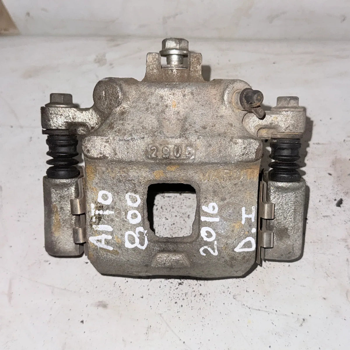 CALIPER DEL-IZQ Suzuki Alto 2016 - 0.8 4x2 Bencina Mecánico