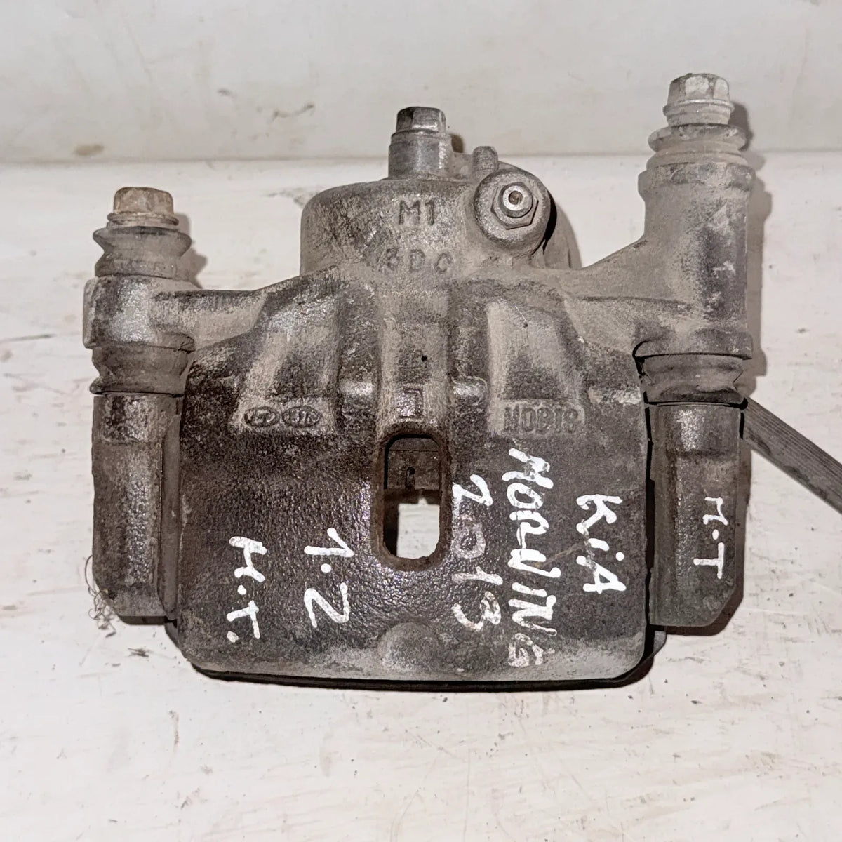 CALIPER DEL-IZQ Kia Morning  2013 - 1.2 4x2 Bencina Mecánico