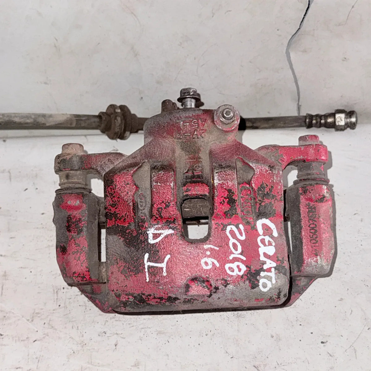 CALIPER DEL-IZQ Kia Cerato 2018 - 1.6 4x2 Bencina Mecánico