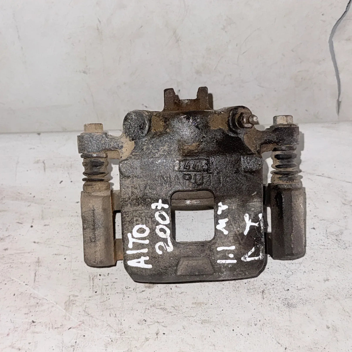 CALIPER DEL-IZQ Suzuki Alto 2007 - 1.1 4x2 Bencina Mecánico