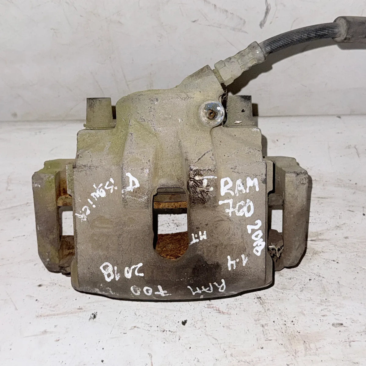 CALIPER DEL-IZQ RAM 700 2018 - 1.4 4x2 Bencina Mecánico