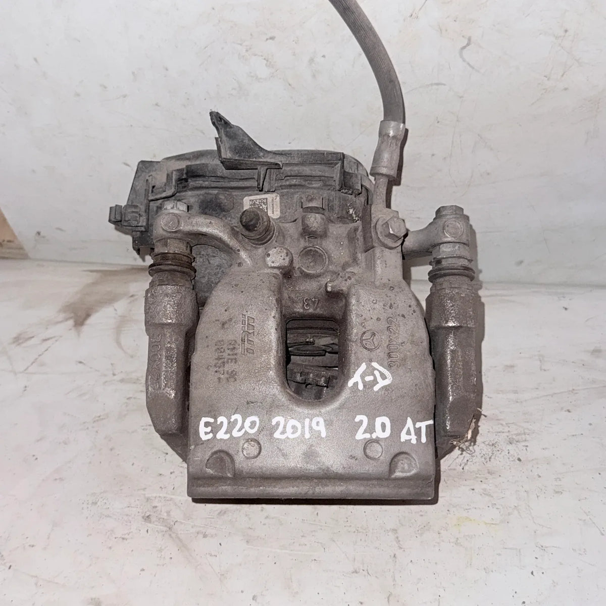 CALIPER TRA-DER MERCEDES BENZ E220 2019 - 2.0 4x2 Diesel Automático