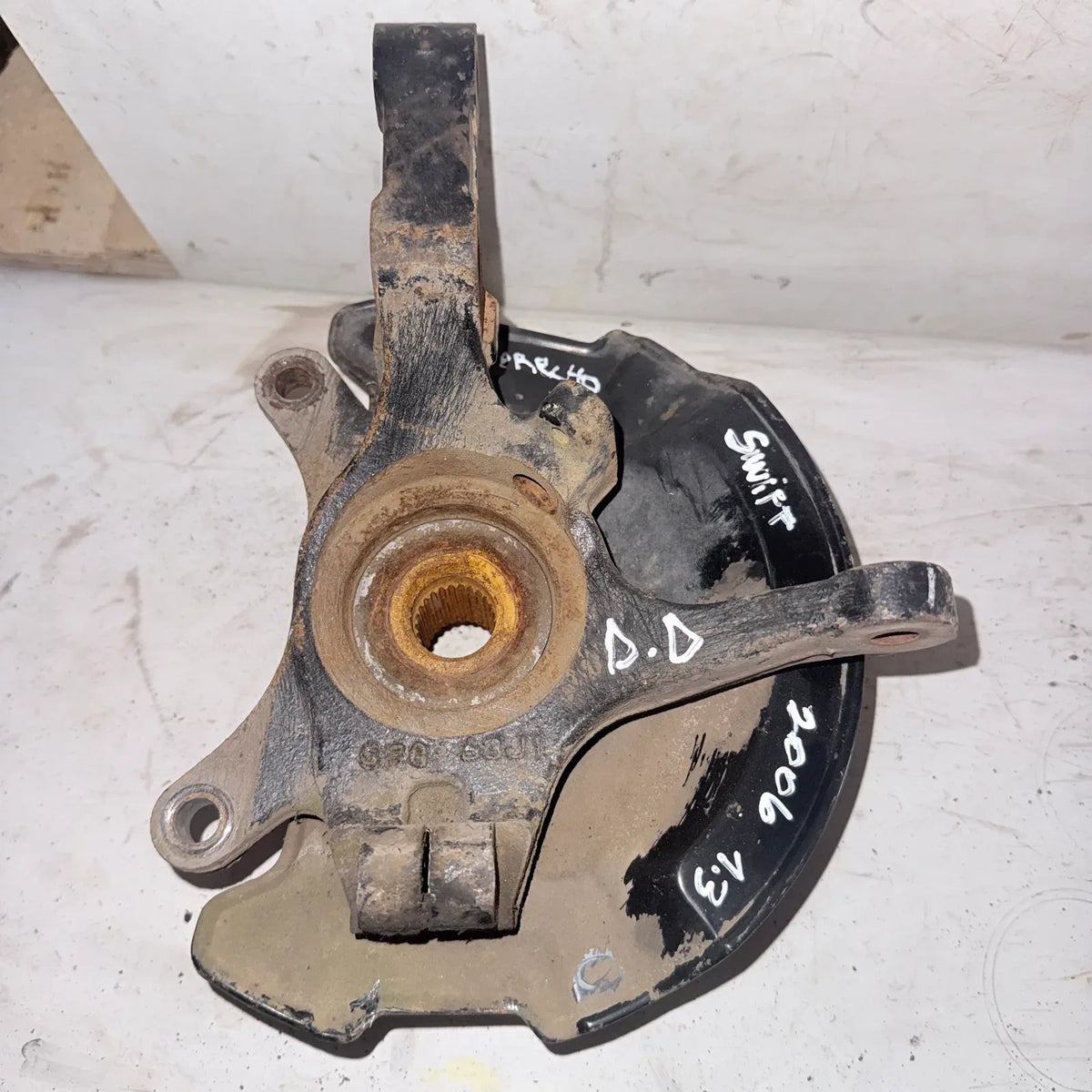 MUÑON DEL-DER Suzuki Swift 2006 - 1.3 4x2 Bencina Mecánico