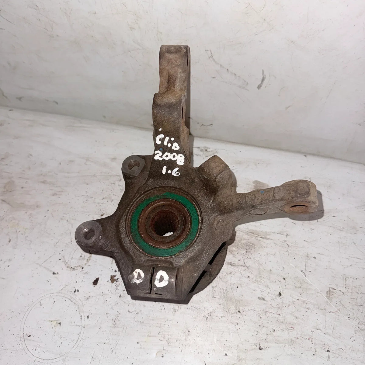 MUÑON DEL-DER Renault Clio 2008 - 1.6 4x2 Bencina Mecánico