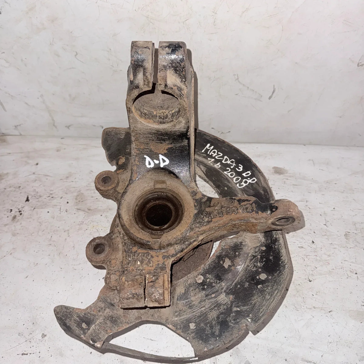MUÑON DEL-DER Mazda 3 2008 - 1.6 4x2 Bencina Mecánico