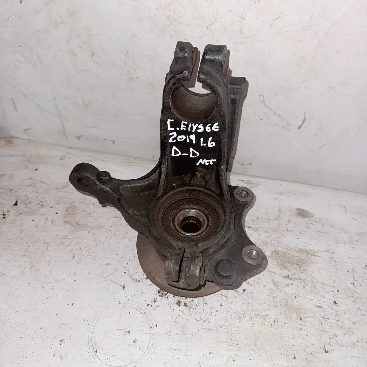 MUÑON DEL-DER Citroen C-ELYSÉE 2019 - 1.6 4x2 Diesel Mecánico