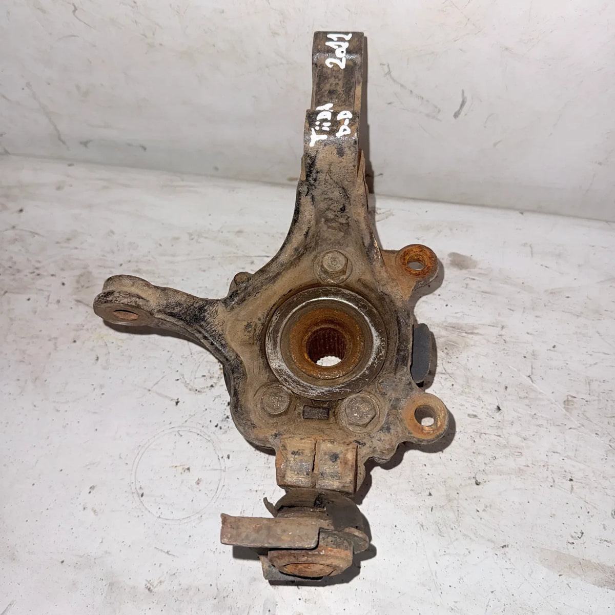MUÑON DEL-DER Nissan Tiida 2012 - 1.2 4x2 Bencina Mecánico
