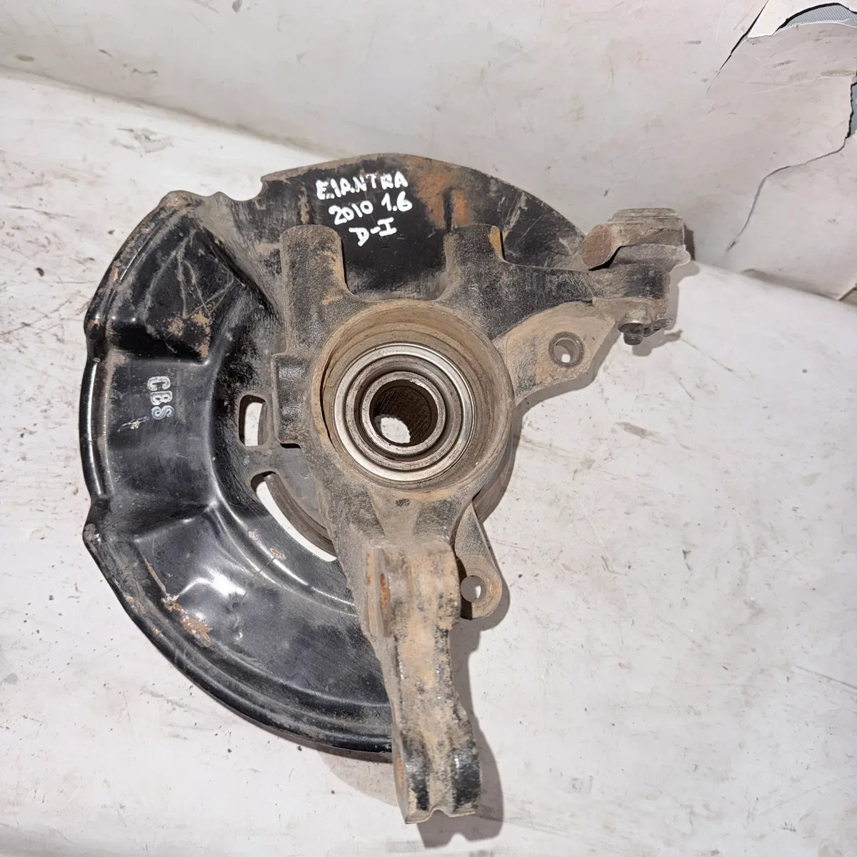 MUÑON DEL-IZQ Hyundai Elantra 2010 - 1.6 4x2 Bencina Mecánico