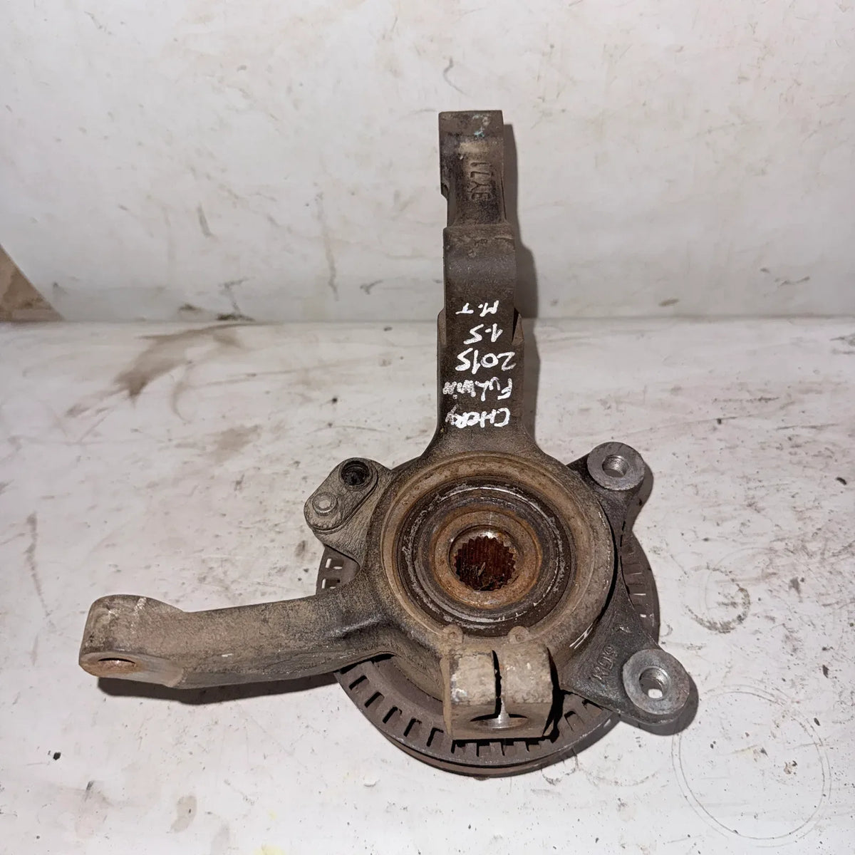 MUÑON DEL-IZQ Chery Fulwin  2015 - 1.5 4x2 Bencina Mecánico