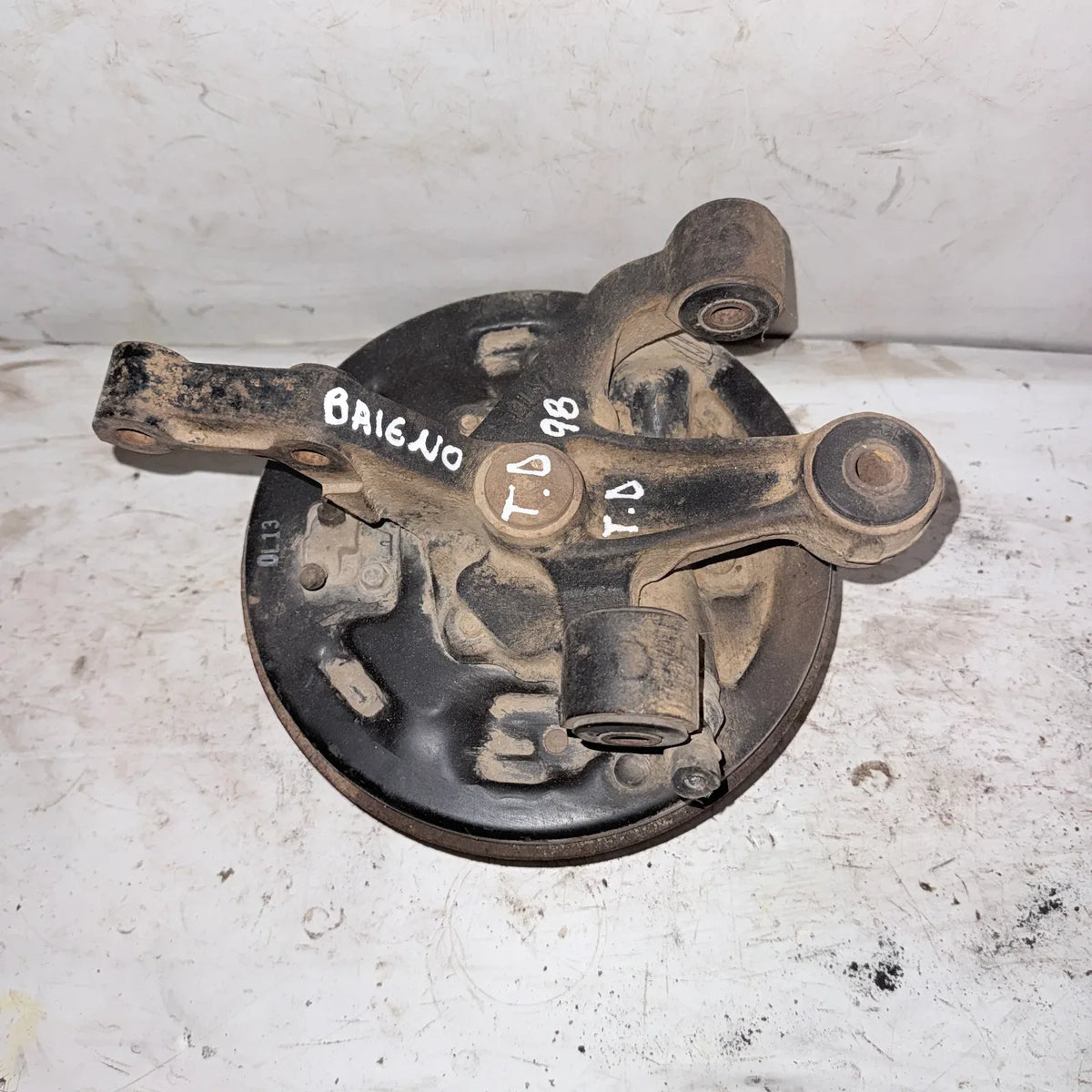 MUÑON TRA-DER Suzuki Baleno 1998 - 1.6 4x2 Bencina Mecánico