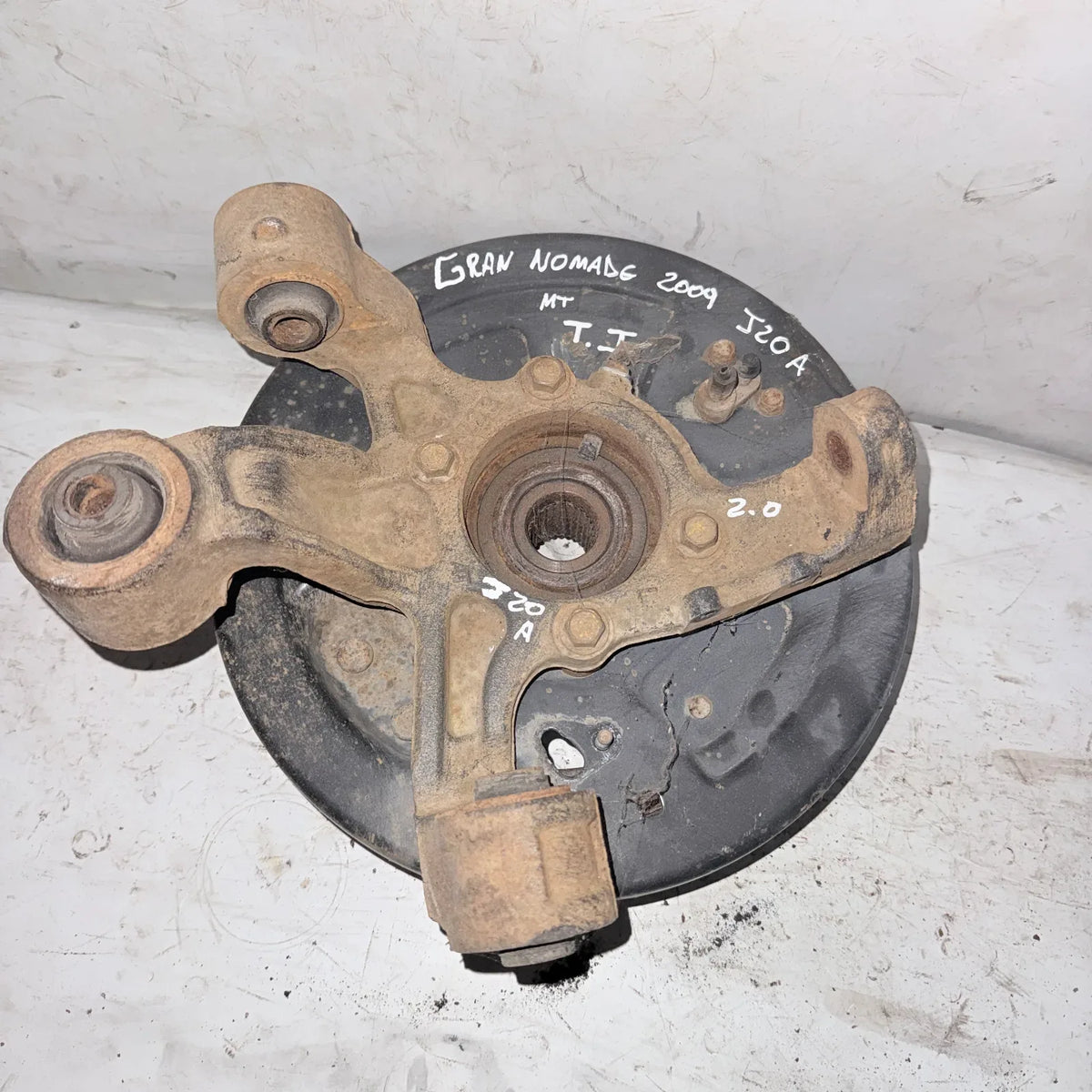 MUÑON TRA-IZQ Suzuki Nomade 2009 - 2.0 4x2 Bencina Mecánico