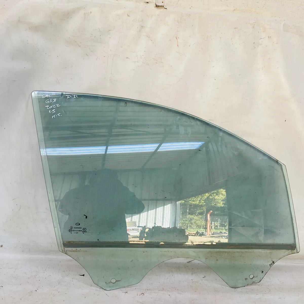 Vidrio puerta DEL-DER GAC GS3 2022 - 1.5 4x2 Bencina Mecánico