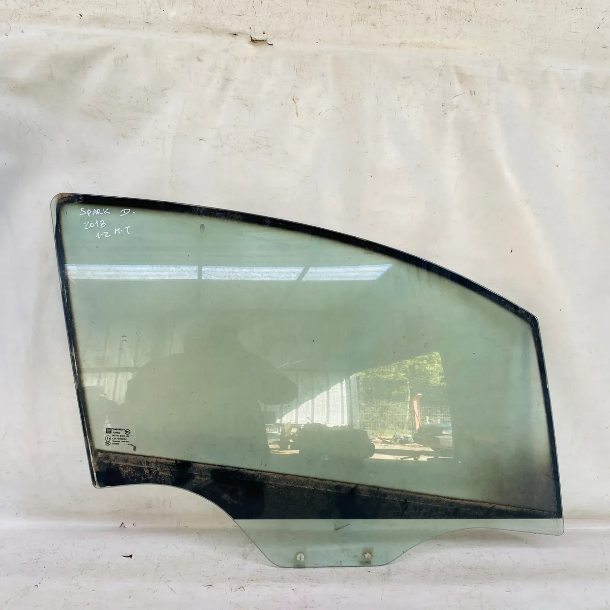 Vidrio puerta DEL-DER Chevrolet Spark 2018 - 1.2 4x2 Bencina Mecánico