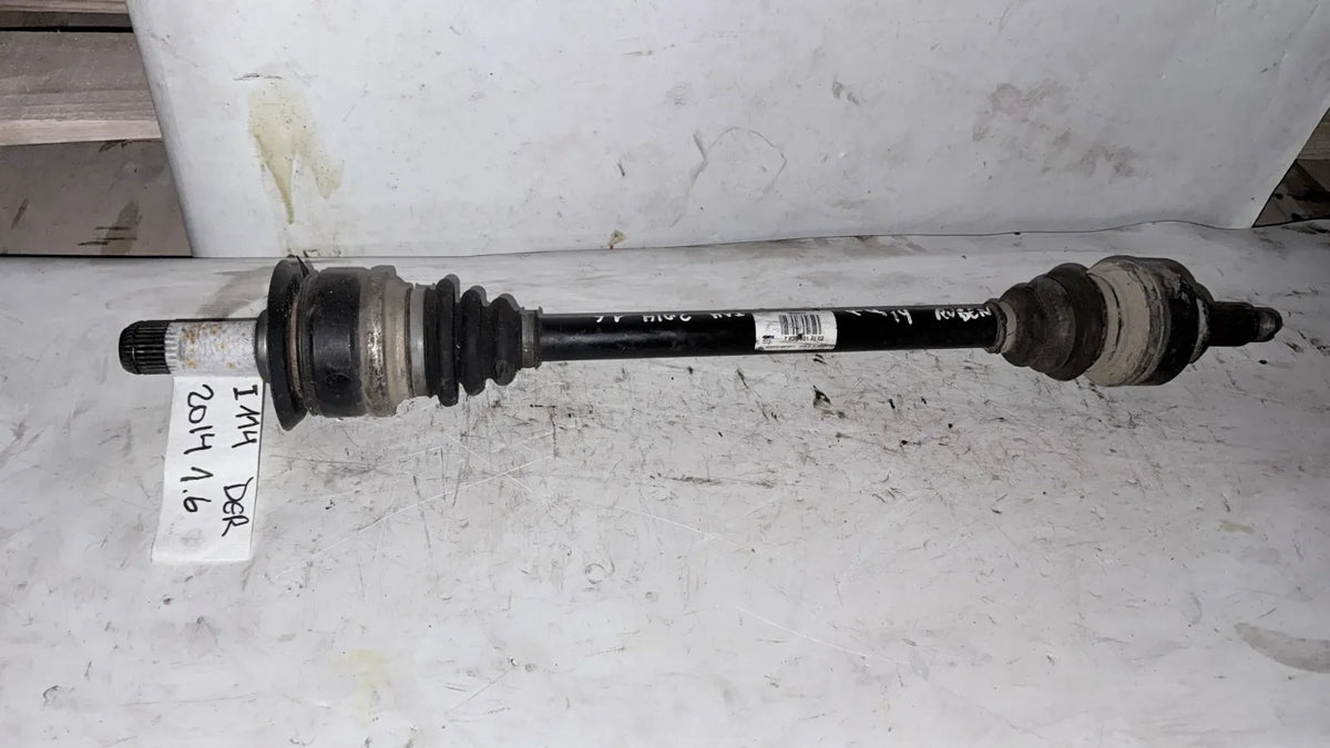 EJE PALIER DEL-DER Bmw 114I 2014 - 1.6 4x2 Bencina Mecánico
