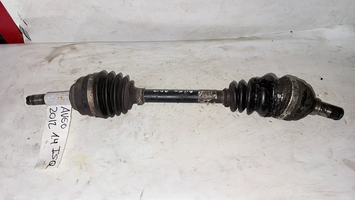 EJE PALIER DEL-IZQ Chevrolet Aveo 2012 - 1.4 4x2 Bencina Mecánico