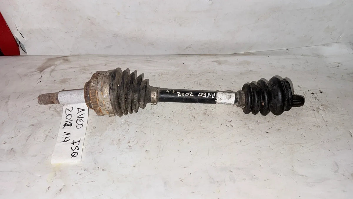 EJE PALIER DEL-IZQ Chevrolet Aveo 2012 - 1.4 4x2 Bencina Mecánico