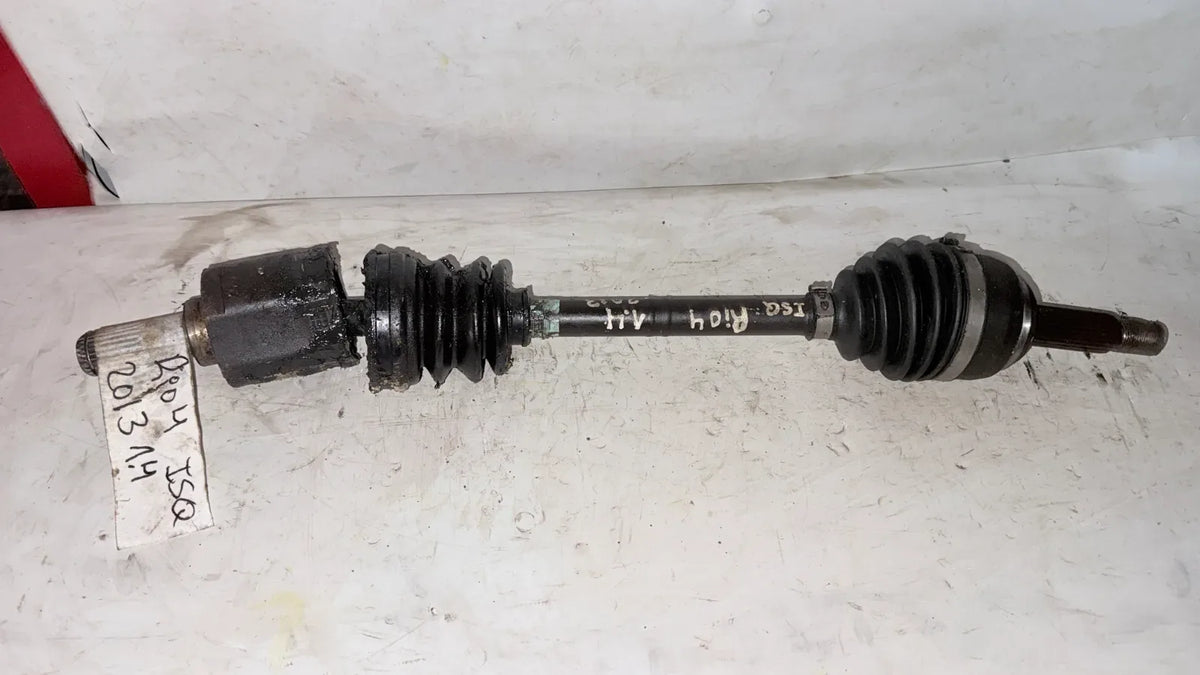 EJE PALIER DEL-IZQ Kia Rio 4 2013 - 1.4 4x2 Bencina Mecánico