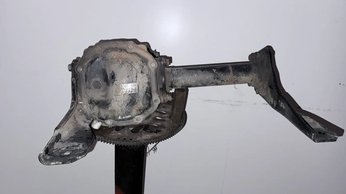 DIFERENCIAL DELANTERO Mitsubishi L200 2002 - 2.4 4x2 Bencina Mecánico