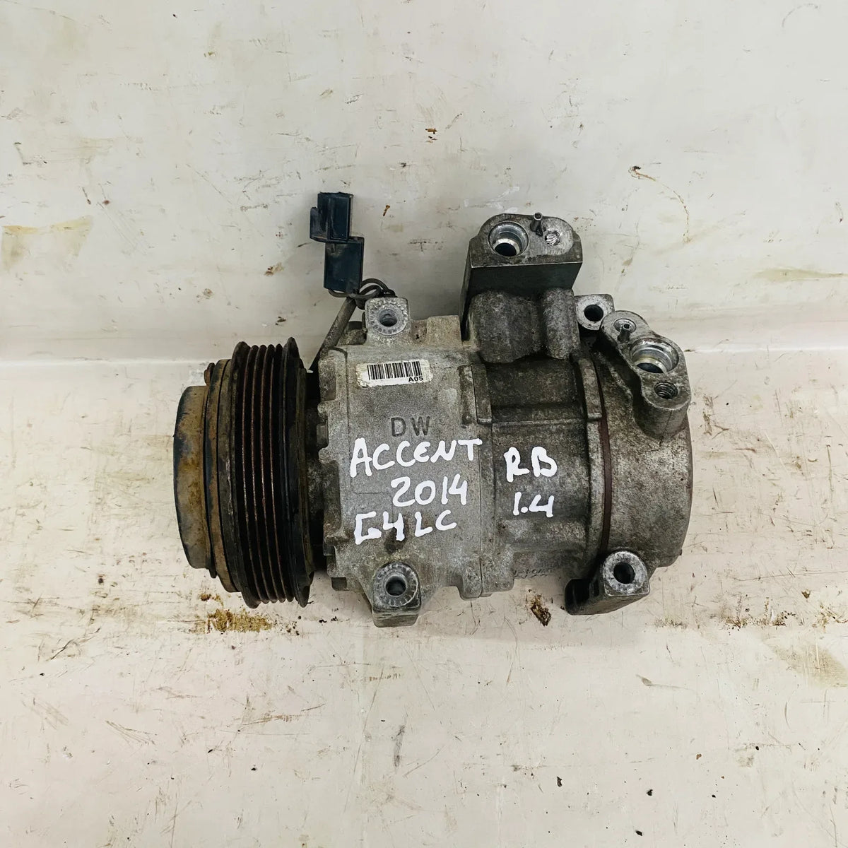 COMPRESOR A/C Hyundai Accent 2014 - 1.4 4x2 Bencina Mecánico