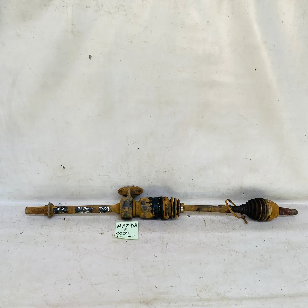 EJE PALIER DEL-DER Mazda 2 2009 - 1.5 4x2 Bencina Mecánico