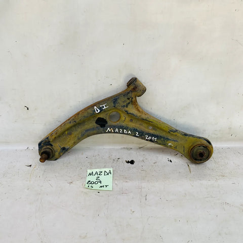 BANDEJA DEL-IZQ Mazda 2 2011 - 1.5 4x2 Bencina Mecánico
