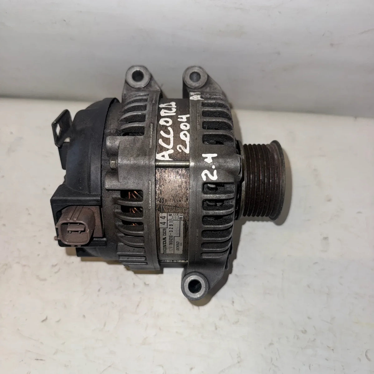Alternador Honda Accord 2004 - 2.4 4x2 Bencina Mecánico