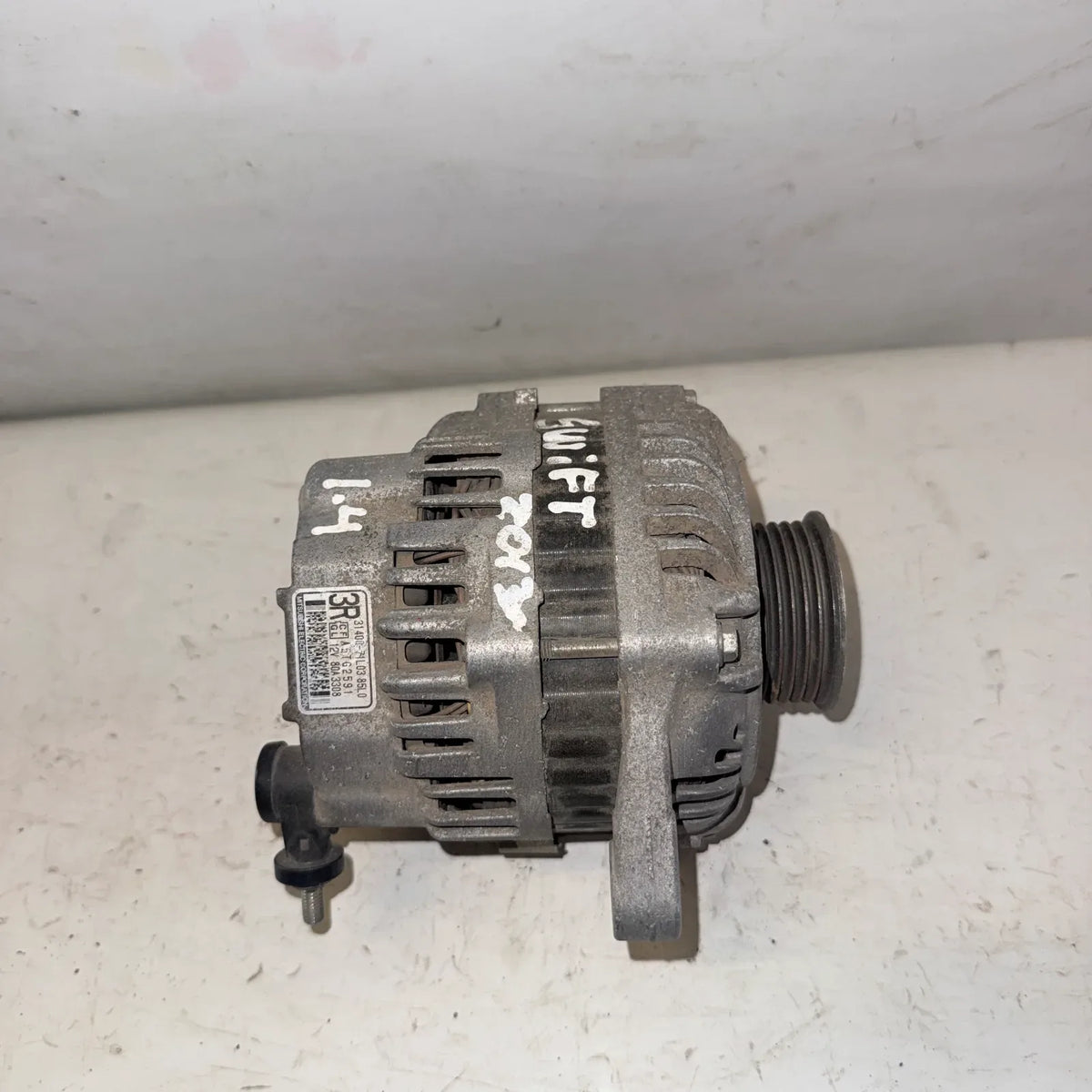 Alternador Suzuki Swift 2013 - 1.4 4x2 Bencina Mecánico