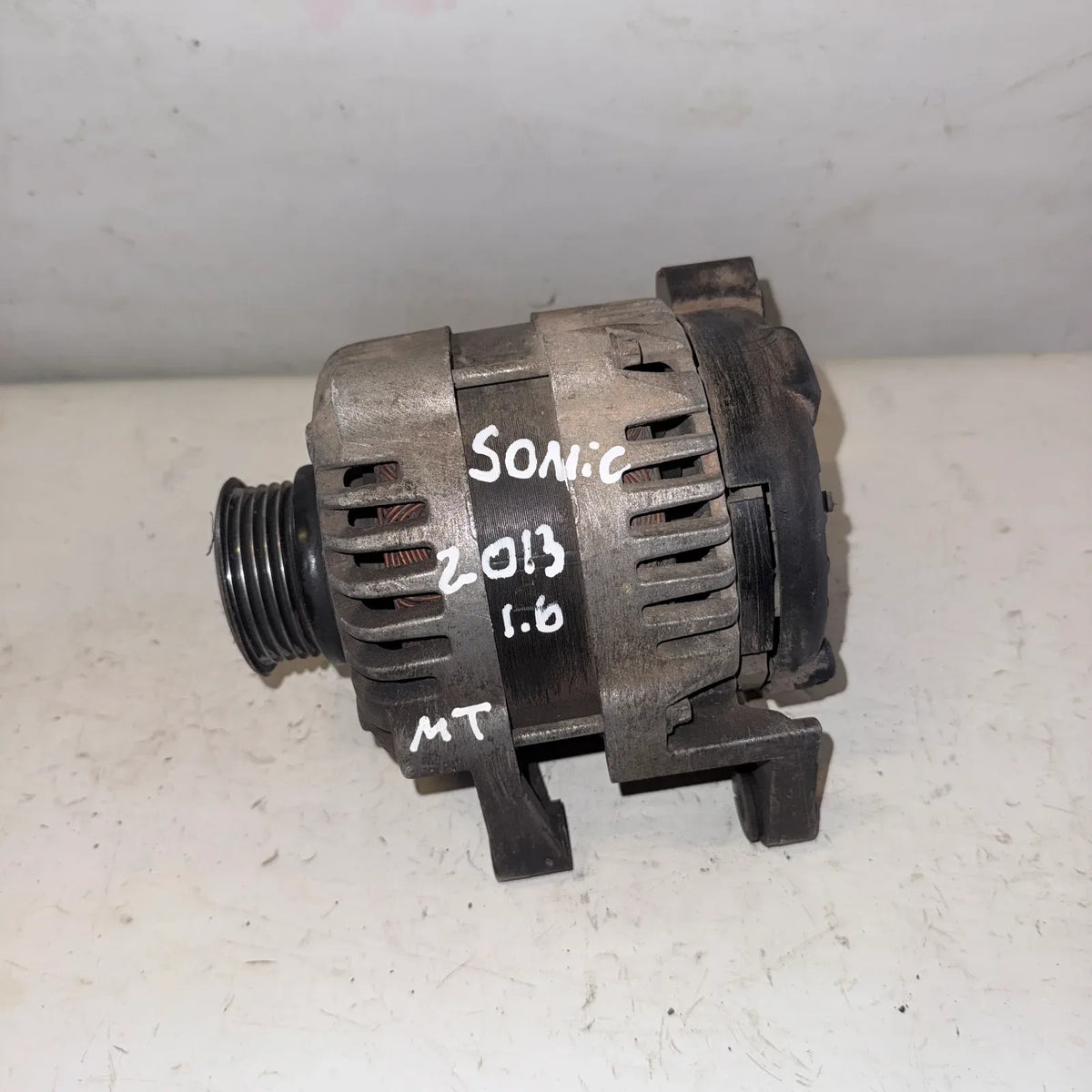 Alternador Chevrolet Sonic 2013 - 1.6 4x2 Bencina Mecánico