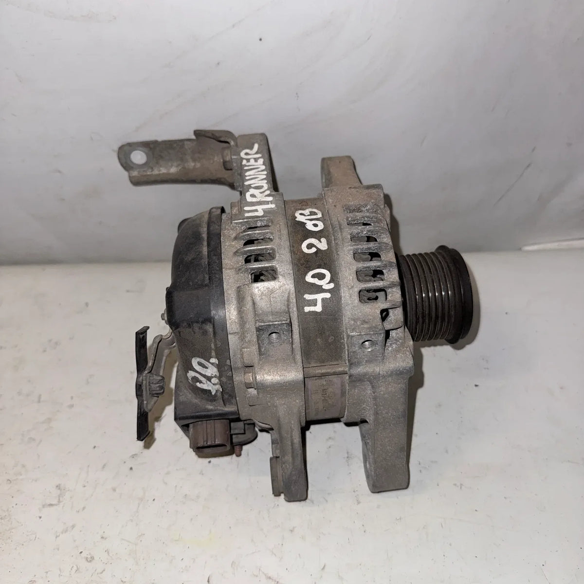 Alternador Toyota 4runner 2013 - 4.0 4x2 Bencina Mecánico