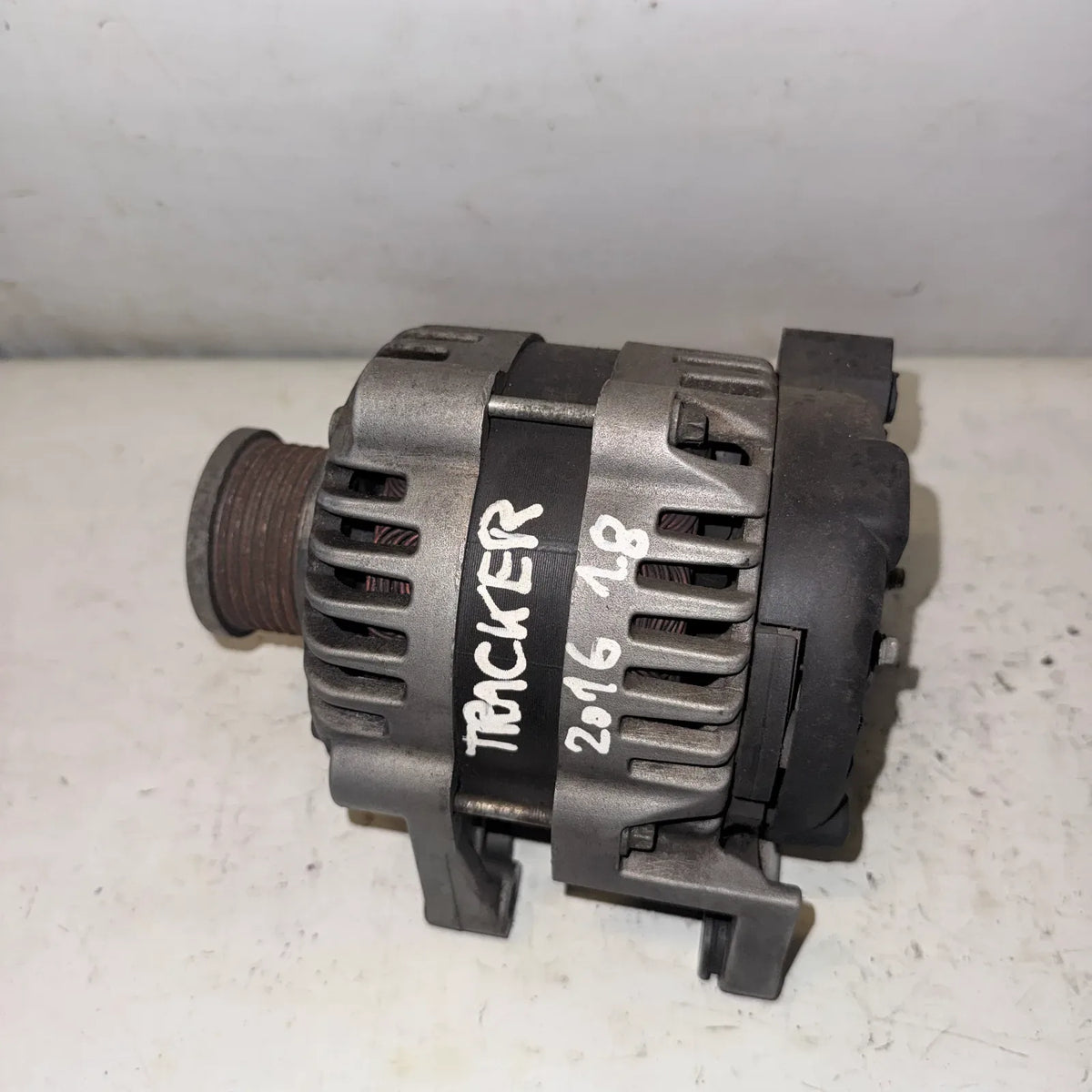 Alternador Chevrolet Tracker 2016 - 1.8 4x2 Bencina Mecánico