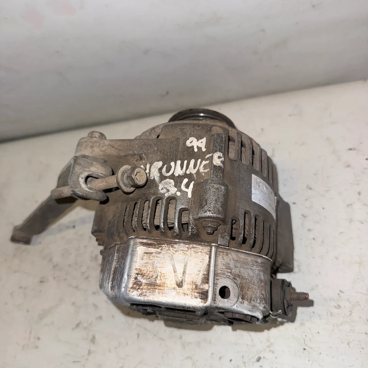 Alternador Toyota 4runner 1999 - 3.4 4x2 Bencina Mecánico