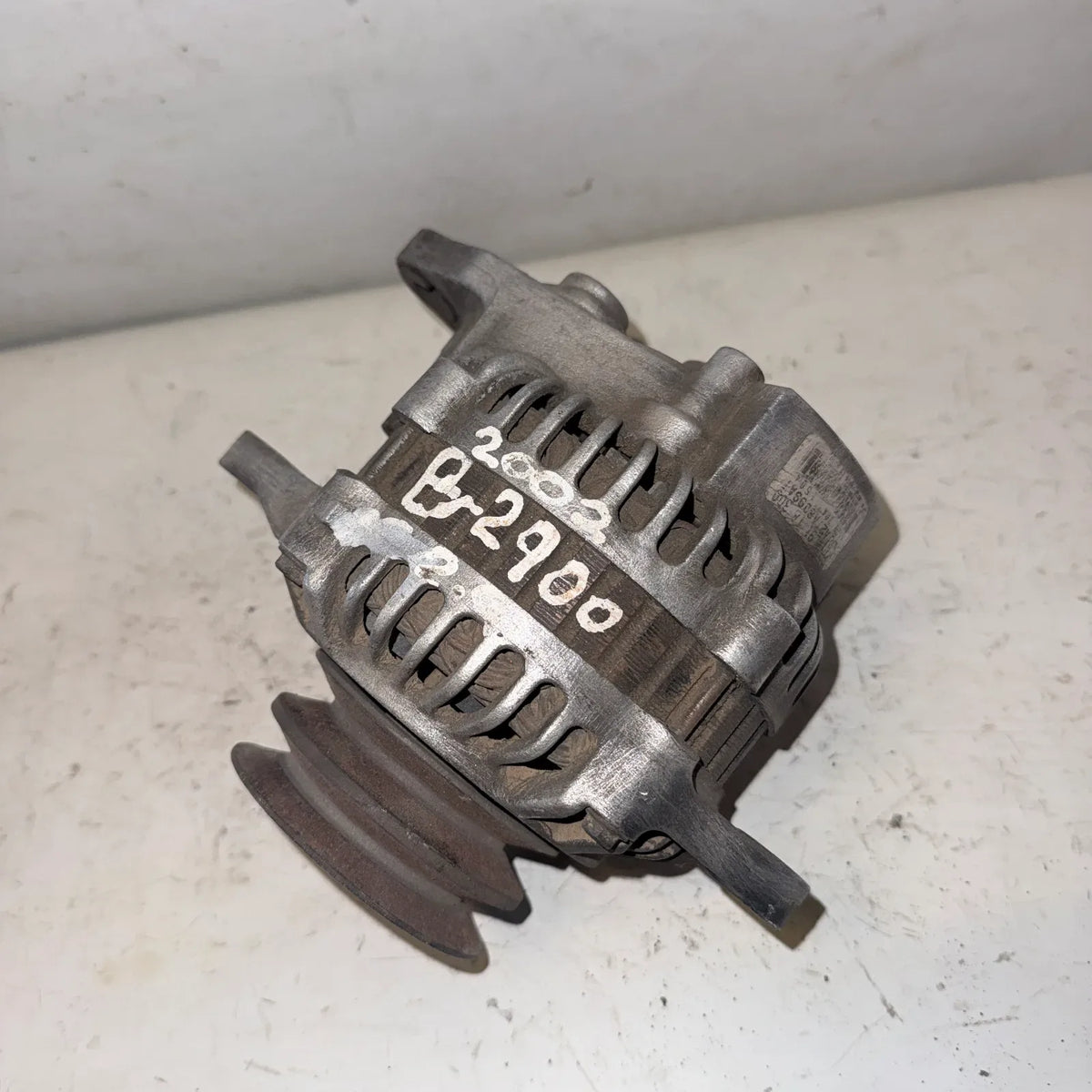 Alternador Mazda B2900 2002 - 2.9 4x2 Bencina Mecánico