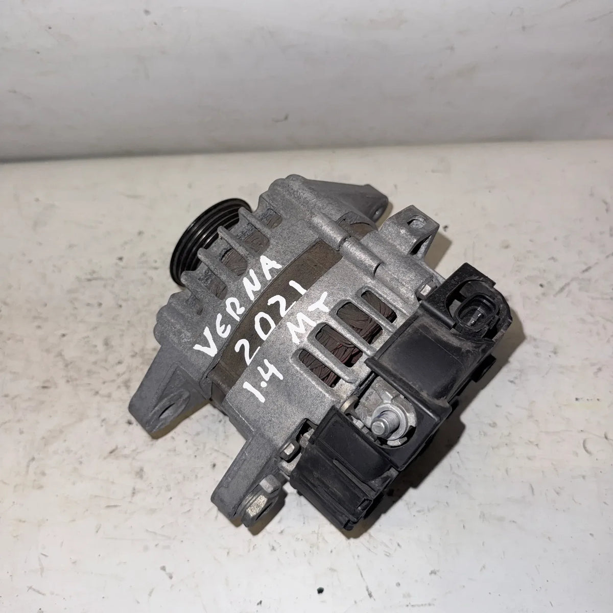 Alternador Hyundai Verna 2021 - 1.4 4x2 Bencina Mecánico