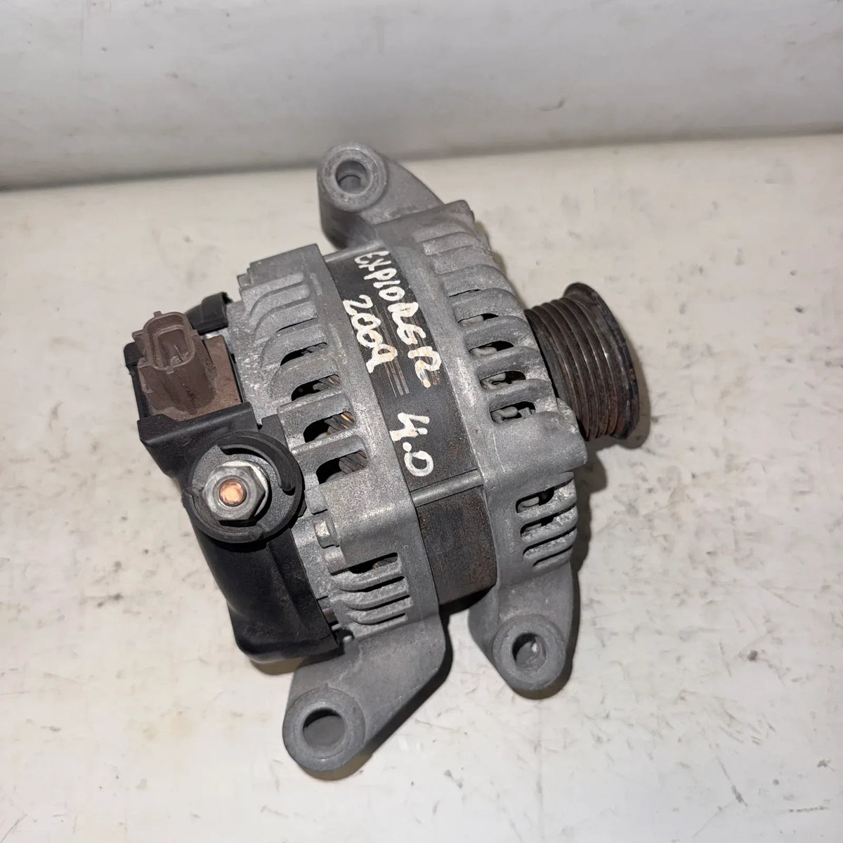 Alternador Ford Explorer 2009 - 4.0 4x2 Bencina Mecánico