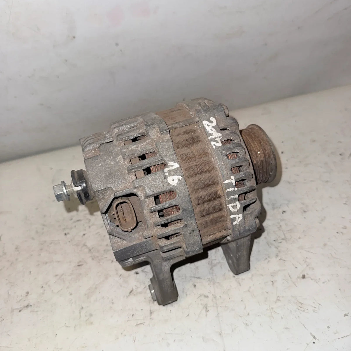 Alternador Nissan Tiida 2012 - 1.6 4x2 Bencina Mecánico