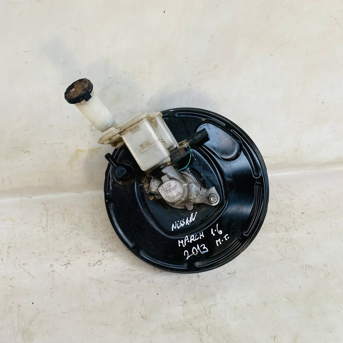 BOMBA DE FRENO CON SERVO Nissan March 2013 - 1.6 4x2 Bencina Mecánico